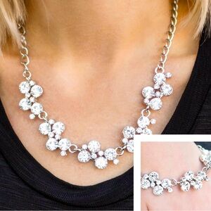 2pc Rhinestones Set. NWT